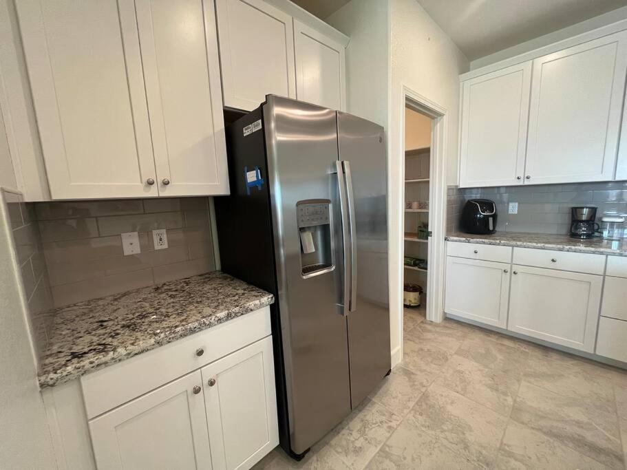 Brand-New, Beautiful & Stylish Home In Sacramento! Eksteriør billede